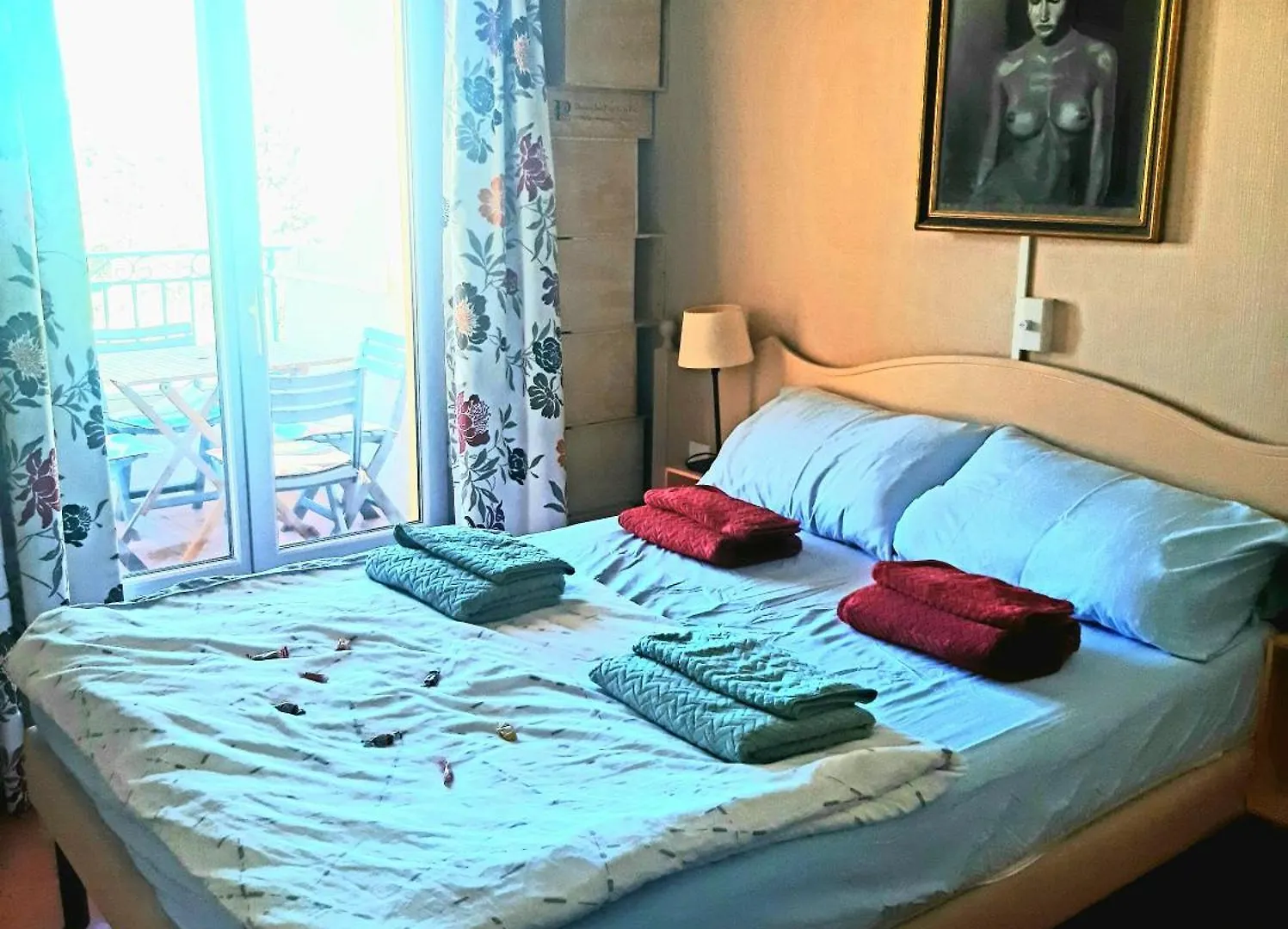 רוקברון-סור-ארז'נס Appartement 4 Pers. 1 Chambre Avec Piscine